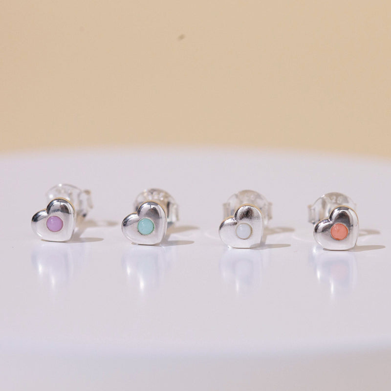 Damen Silber Ohrring Stecker Herz mit Kugel in 4 Farben. Lila, Türkis, Weiß, Pfirsich.